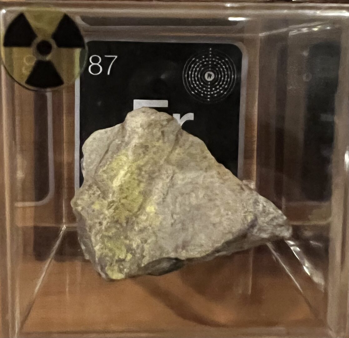 Francium Powder Francium - Living Periodic Table