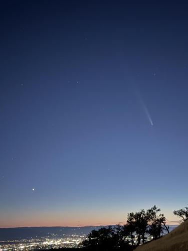 Comet Tsuchinshan-ATLAS from Lick Observatory, CA